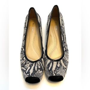 All Black brand animal print flat sz 6.5